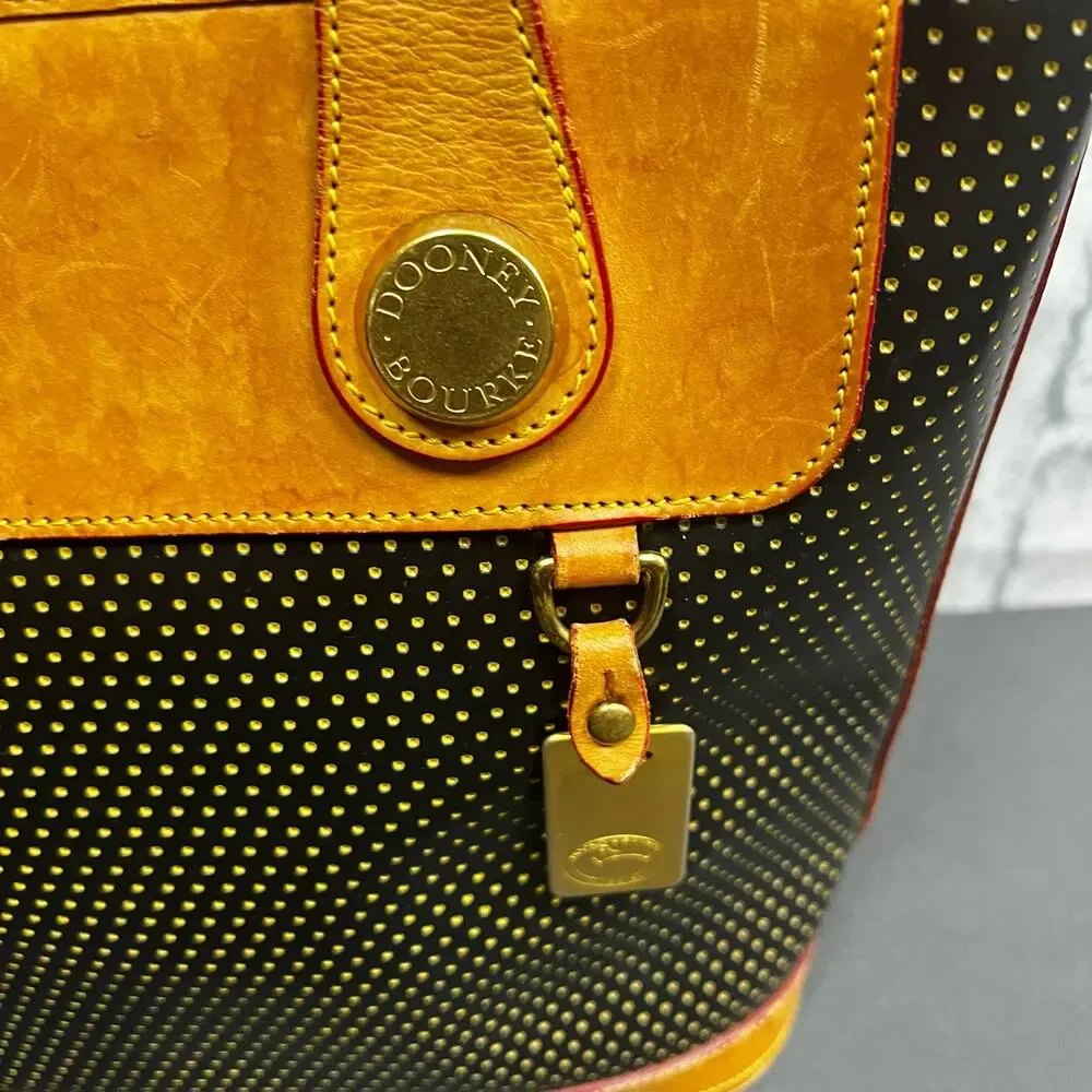 Vintage Dooney & Bourke Bag Vintage Cabrio Perforated Leather Black Tan Tote M - Picture 12 of 16
